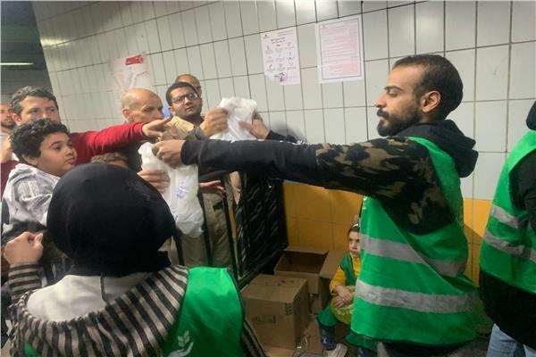 توزيع 150 ألف وجبة خفيفة لإفطار صائم بمحطات المترو