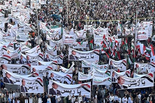 وقفات حاشدة بالميادين لدعم القضية الفلسطينية