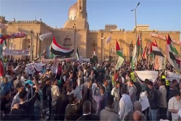 وقفات تأييد لموقف الرئيس السيسي