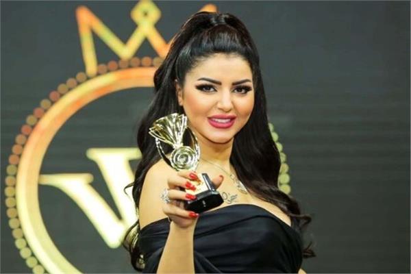 إيناس النجار