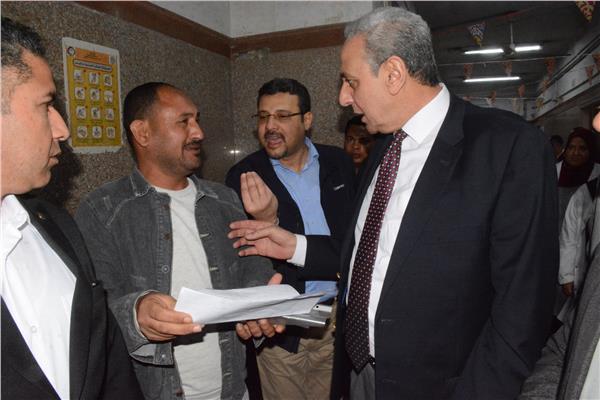 مستشفى الطوارئ الجامعي بطنطا قيام اللواء أشرف الجندي محافظ الغربية