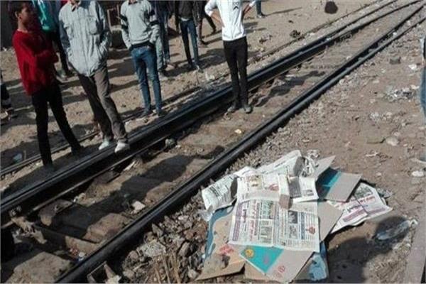 شابين صدمهما قطار بطنطا