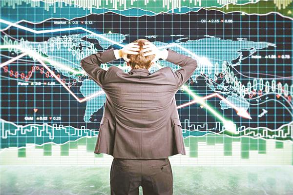  البورصات العربية تعمق خسائرها وانهيار فى بورصات عالمية
