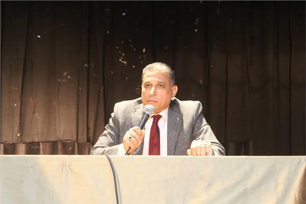 سعيد عطية، وكيل أول وزارة التربية والتعليم بمحافظة الجيزة