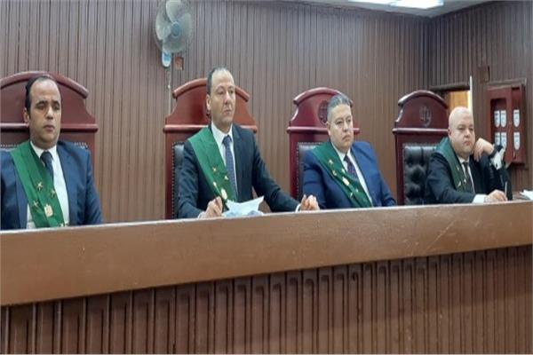 هيئة المحكمة برئاسة المستشار أحمد رفعت النجار