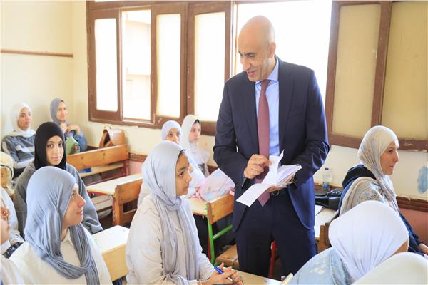 وزير التعليم بمدارس محافظة المنوفية