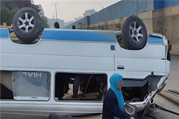 إنقلاب سيارة