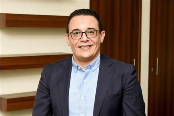 الدكتور حسين سيد حسين عبد الله، استاذ أمراض الباطنة