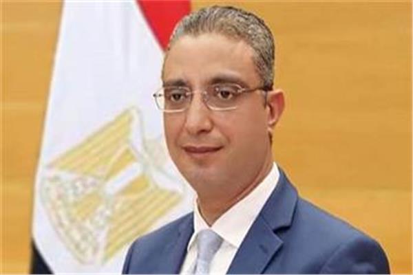  الدكتور أحمد الأنصاري