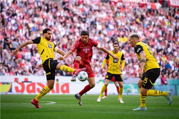 صورة من مباراة بايرن ميونخ ودورتموند