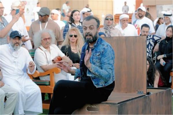 عرض «يوميات ممثل مهزوم» بـ مهرجان الفجيرة للموندراما