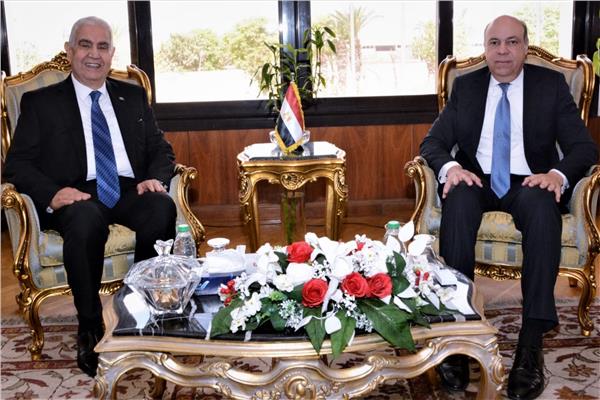 استقبال  الدكتور سامح الحفني وفدًا رفيع المستوى من جمعية رجال الأعمال المصريين