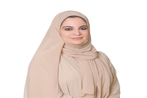 الأديبة الإماراتية نادية النجار