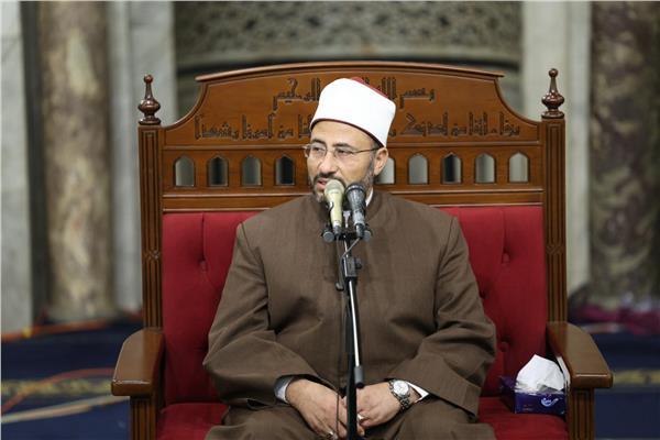  الدكتور محمود الهواري