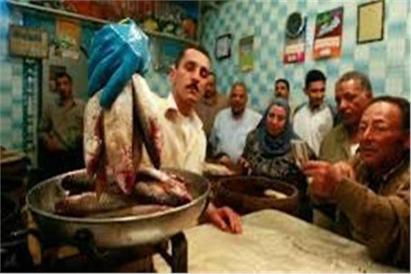 أول من قام بعمل الأسماك المملحة 