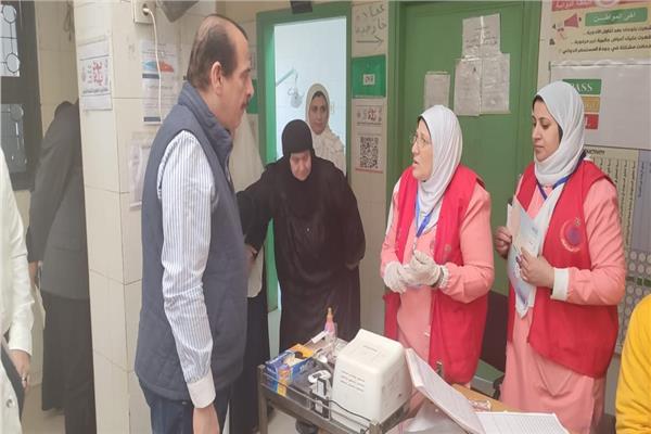 الدكتور عمرو قنديل نائب وزير الصحة والسكان