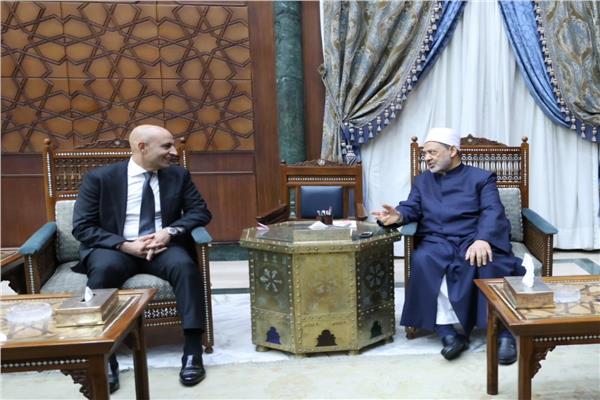أ.د أحمد الطيب ومحمد عبد اللطيف