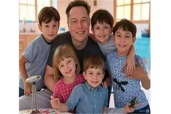 إيلون ماسك وإمبراطورية الأبناء