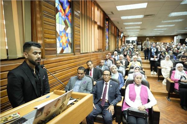 الذكاء الاصطناعي فى العلاج الطبيعي بمؤتمر جامعة القاهرة