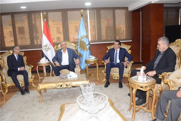 محافظ الغربية يستقبل نائب رئيس هيئة السلع التموينية