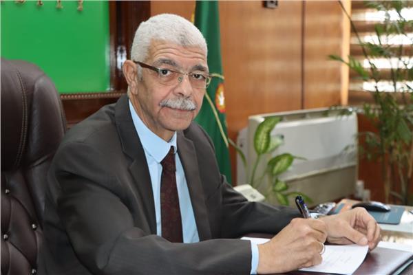 الدكتور أحمد فرج القاصد رئيس جامعة المنوفية