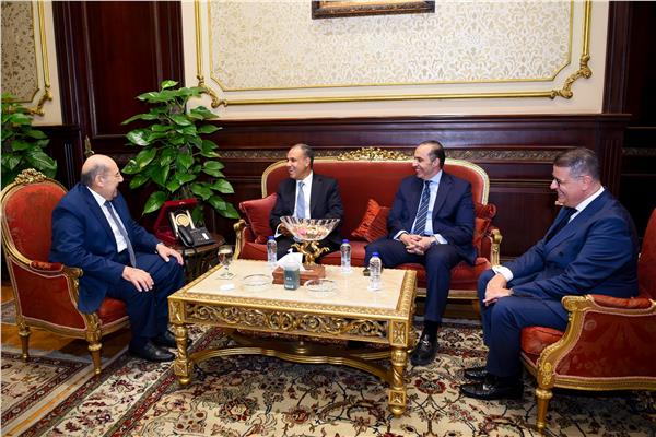  د. بدر عبد العاطى وزير الخارجية والهجرة