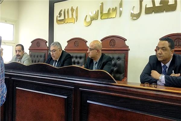 هيئة المحكمة برئاسة المستشار عبد العاطي مسعود شعله رئيس المحكمة
