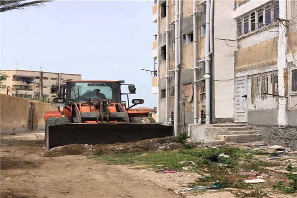 جانب من أعمال الإزالة