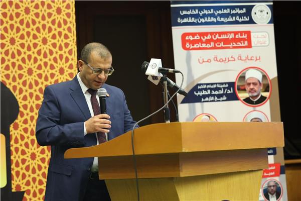 عطا عبد العاطي السنباطي عميد كلية الشريعة والقانون بجامعة الأزهر