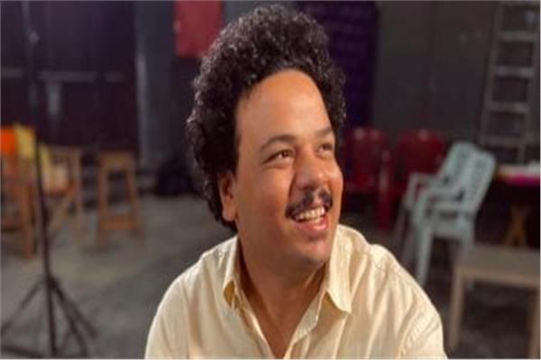 الفنان مصطفى غريب