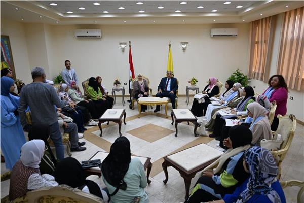 انطلاق ملتقى فنون المرأة ضمن مشروع "أهل مصر" بالعريش 