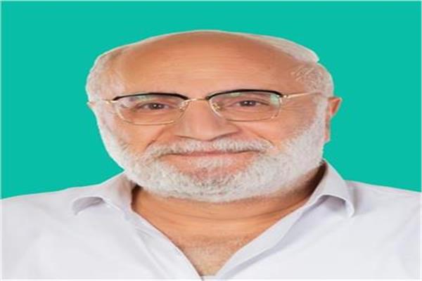 الفنان عزت زين