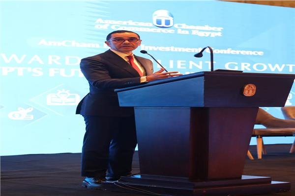 وزير الاستثمار والتجارة الخارجية