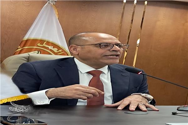 وزير العمل 