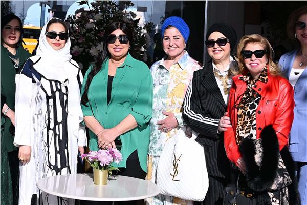  الفنانات