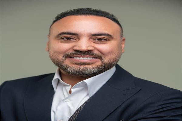 المهندس محمد شفيق خبير شواحن السيارات الكهربائية