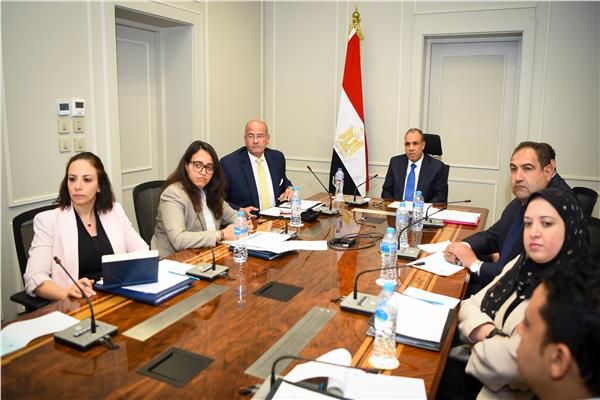 اجتماع وزير الخارجية بقطاع الأمريكتين بالوزارة