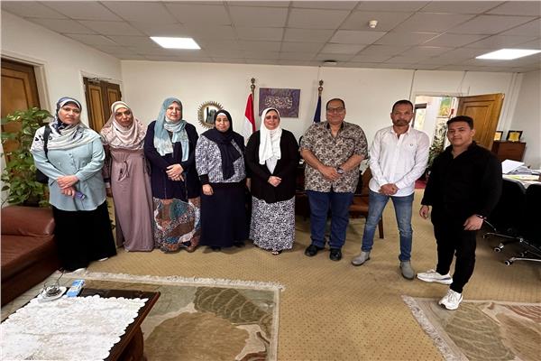 الدكتور ناصر مندور رئيس جامعة قناة السويس