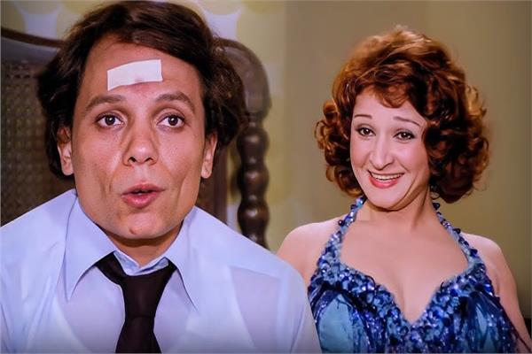 لبلبة  والزعيم عادل امام فى «خلي بالك من جيرانك»