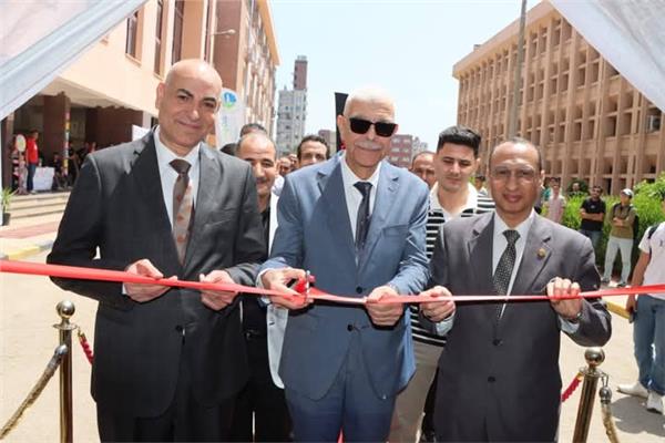 الدكتور احمد القاصد رئيس جامعة المنوفية