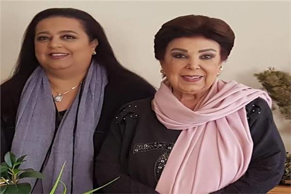 رجاء الجداوي وأبنتها 