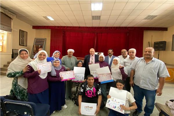  الوزارة الطلاب الفائزين