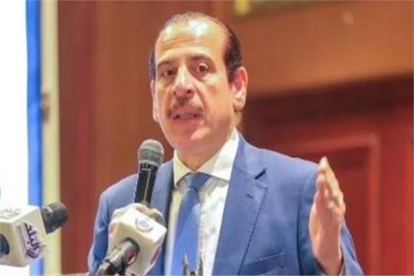 عمرو قنديل