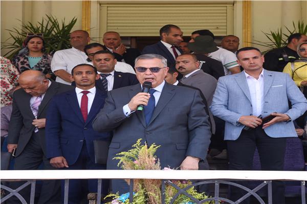 الفريق أحمد خالد، محافظ الإسكندرية في ختام الأنشطة التربوية للعام الدراسي 2024/2025