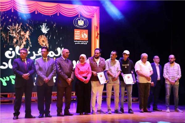 مهرجان نوادي المسرح 32