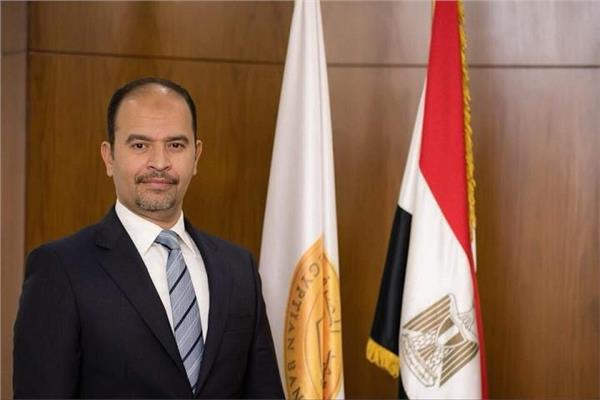 الدكتور عبد العزيز نصير