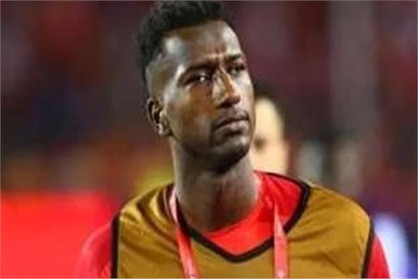 لاعب منتخب مصر السابق علي غزال 