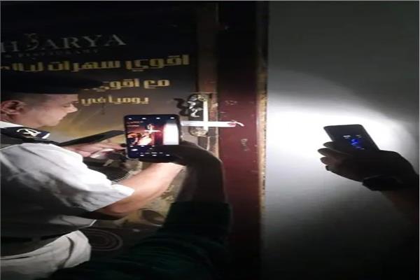 غلق وتشميع عدد من الكافيهات والمطاعم المخالفة بالعجوزة