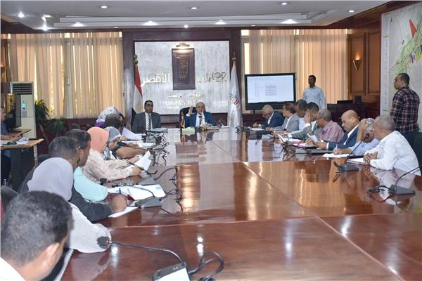 خلال الاجتماع الدورى لمتابعة ملفات التصالح والتقنين والمتغيرات المكانية ‎