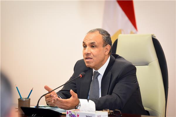 الدكتور بدر عبدالعاطي